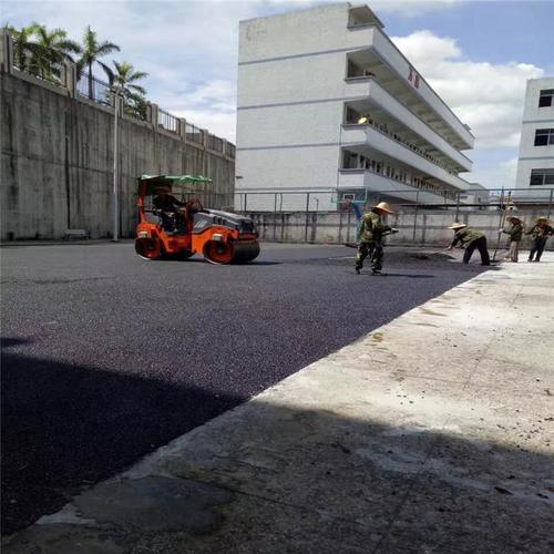 專業承接廣州學校瀝青路面攤鋪 工廠瀝青道路施工工程廣惠交通